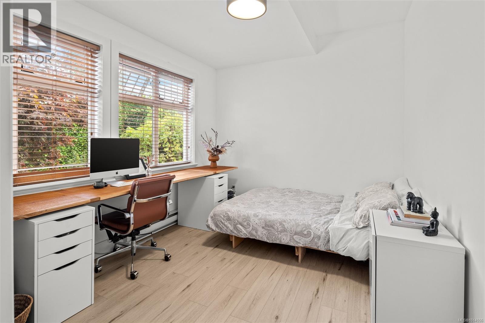 914/916 Russell St, Victoria, British Columbia  V9A 3K9 - Photo 19 - 1014556