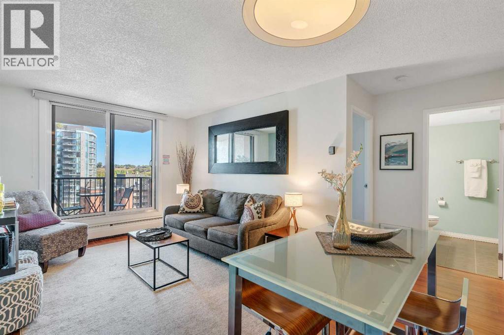 815, 738 3 Avenue SW, Calgary, Alberta
