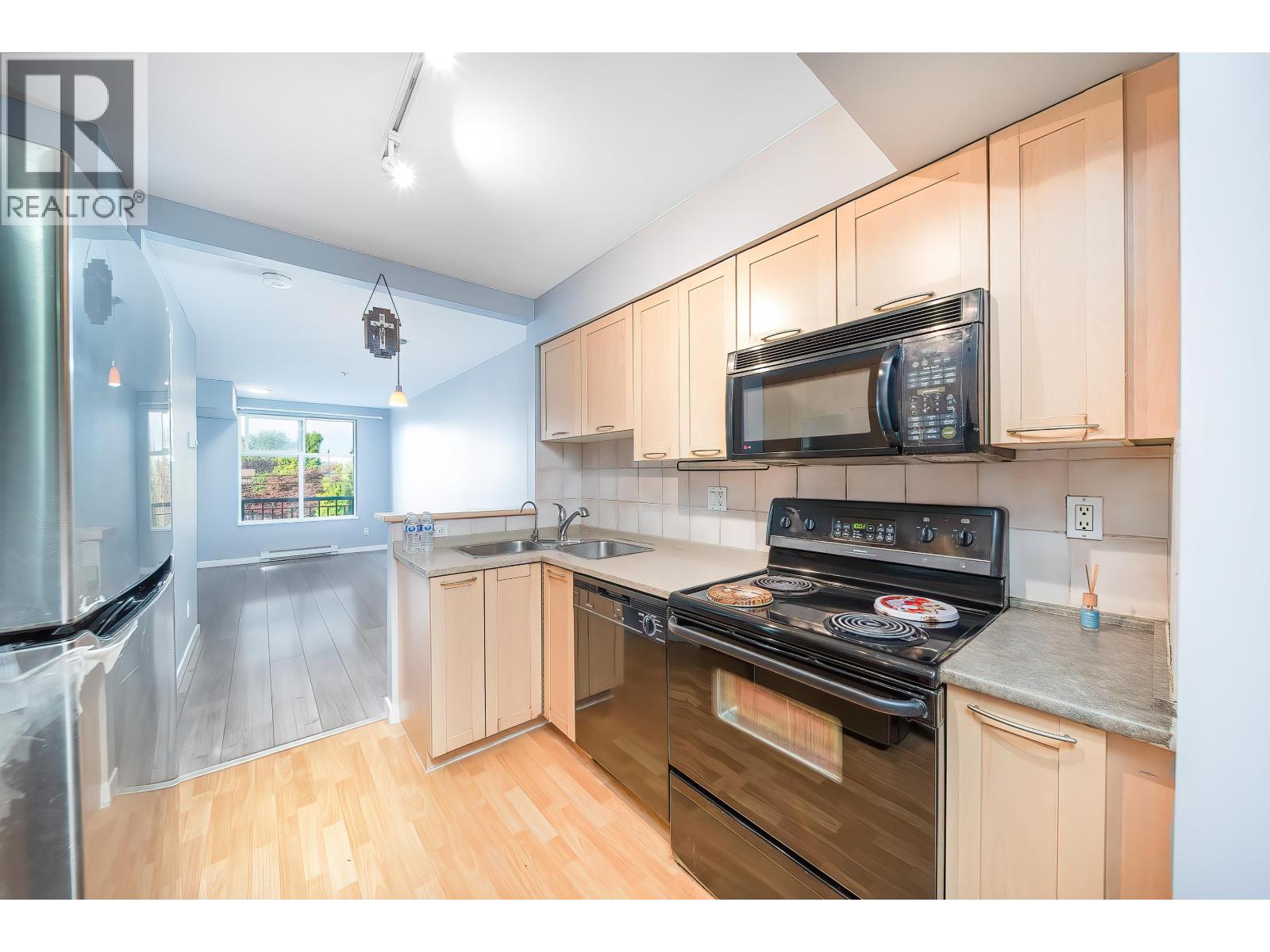 312 1503 W 65th Avenue, Vancouver, British Columbia  V6P 6Y8 - Photo 5 - R3053325