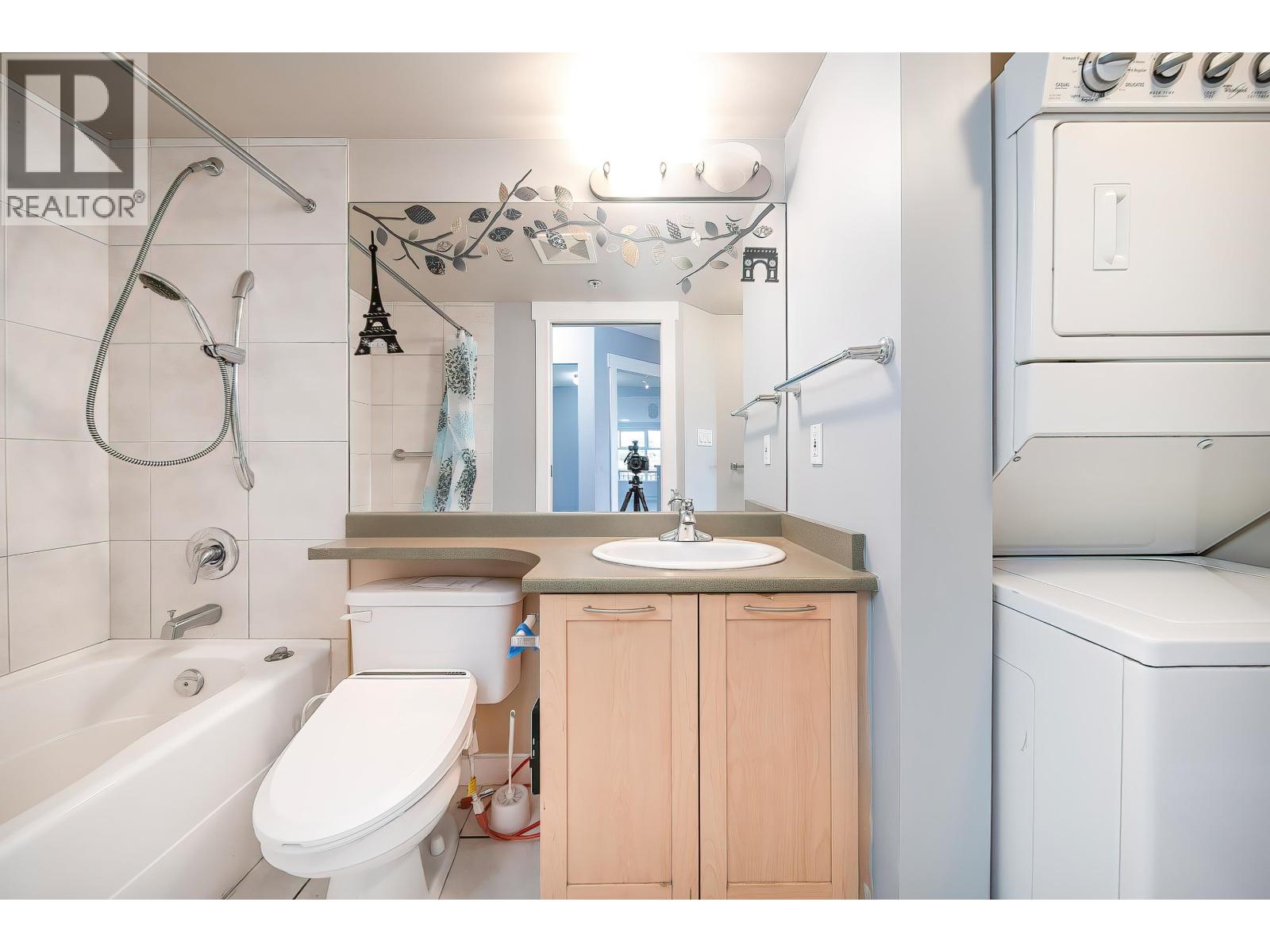 312 1503 W 65th Avenue, Vancouver, British Columbia  V6P 6Y8 - Photo 12 - R3053325