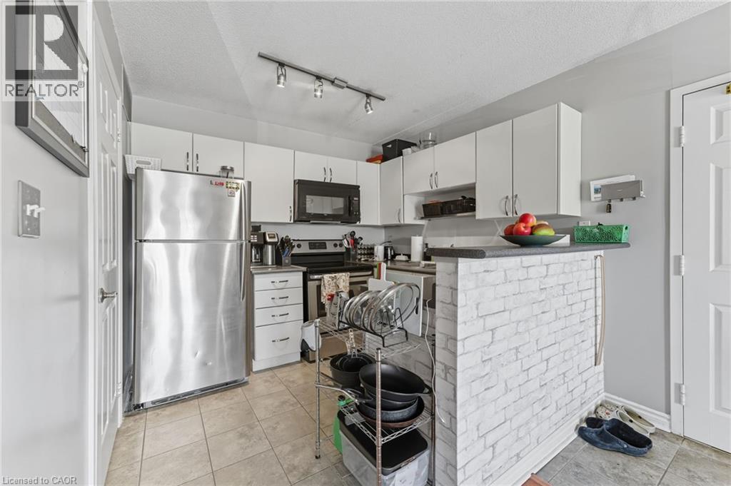 1421 Walkers Line Unit# 304, Burlington, Ontario  L7M 4P4 - Photo 7 - 40775506