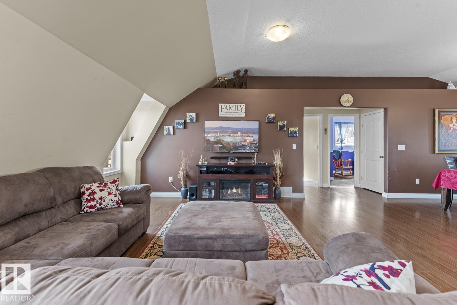 1305 28 St, Cold Lake, Alberta  T9M 1G2 - Photo 4 - E4460309