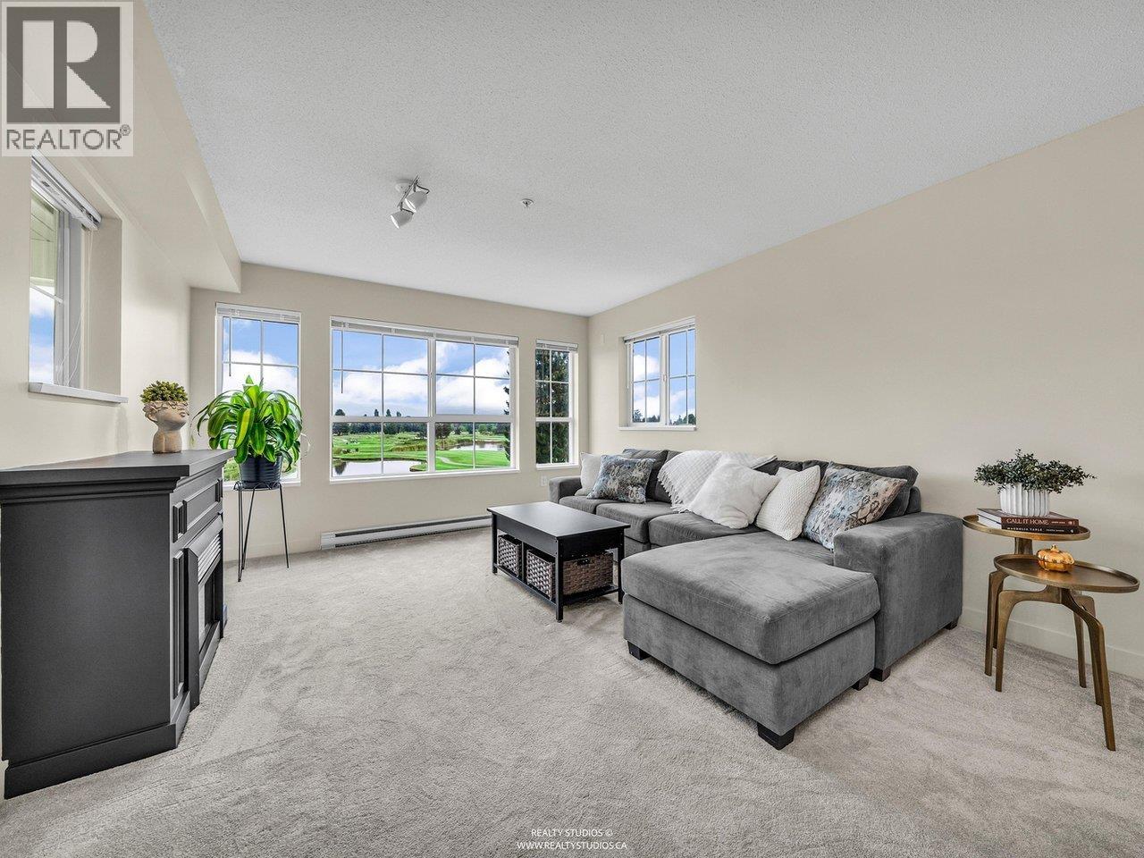 225 19673 Meadow Gardens Way, Pitt Meadows, British Columbia  V3Y 0A1 - Photo 10 - R3054147