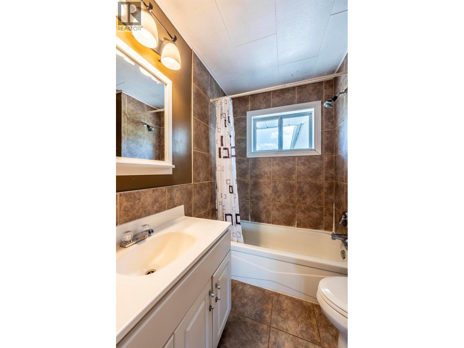 1210 12th Street S, Golden, British Columbia  V0A 1H0 - Photo 17 - 10351340