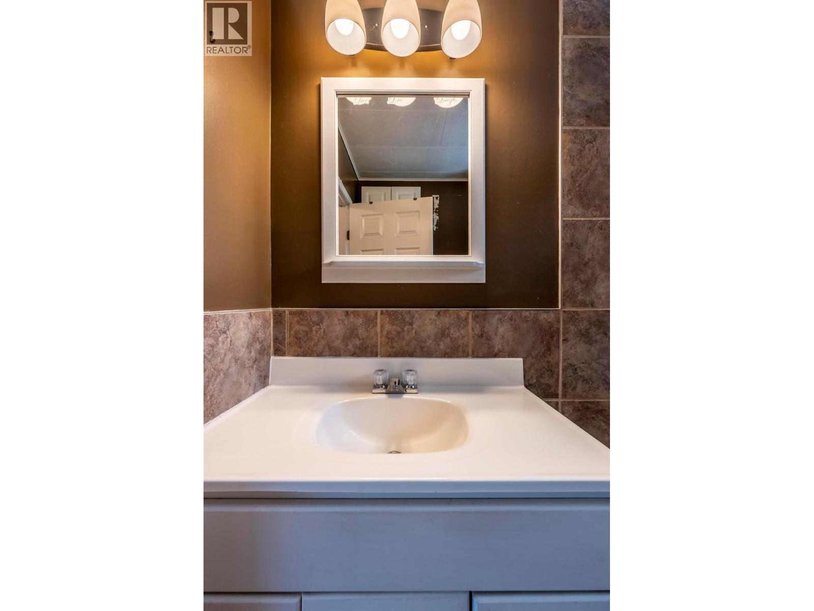 1210 12th Street S, Golden, British Columbia  V0A 1H0 - Photo 22 - 10351340