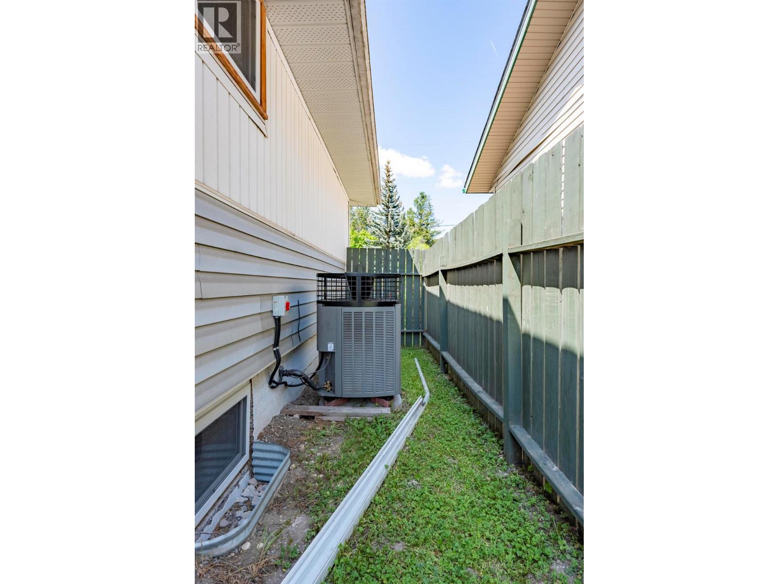 1210 12th Street S, Golden, British Columbia  V0A 1H0 - Photo 35 - 10351340