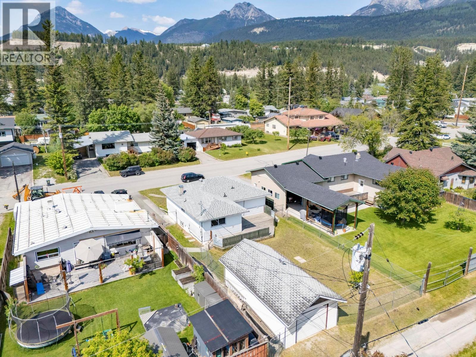 1210 12th Street S, Golden, British Columbia  V0A 1H0 - Photo 44 - 10351340