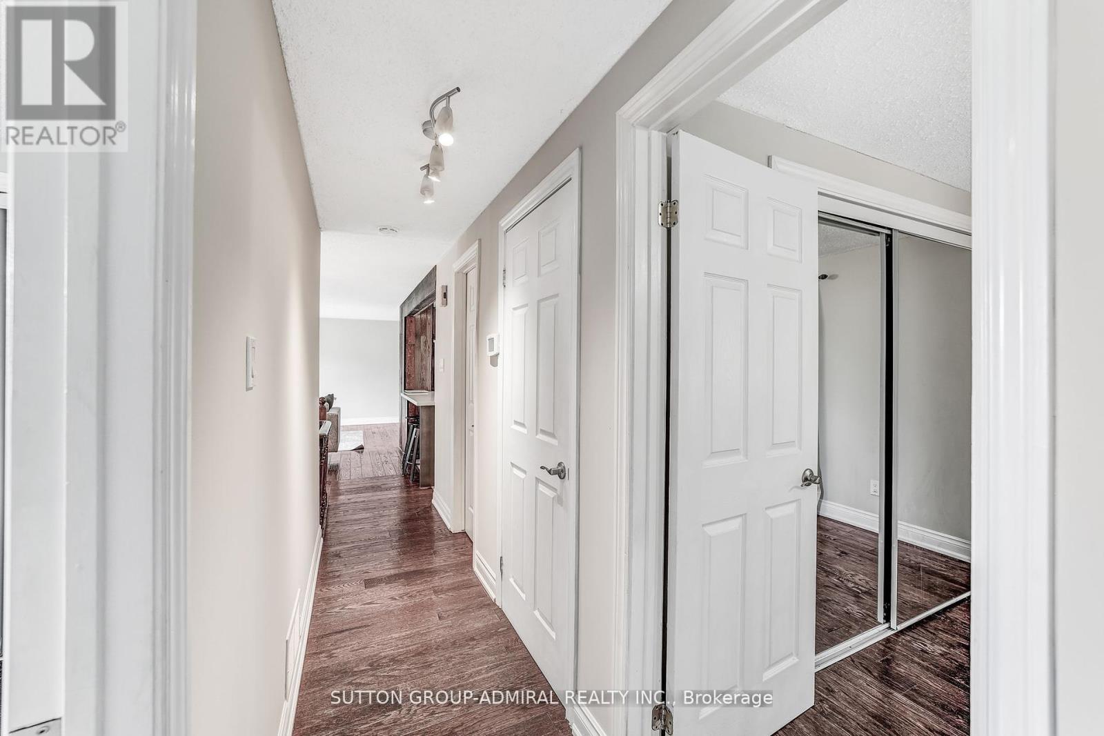 14 Chippawa Court, Barrie, Ontario  L4M 5N8 - Photo 24 - S12432576