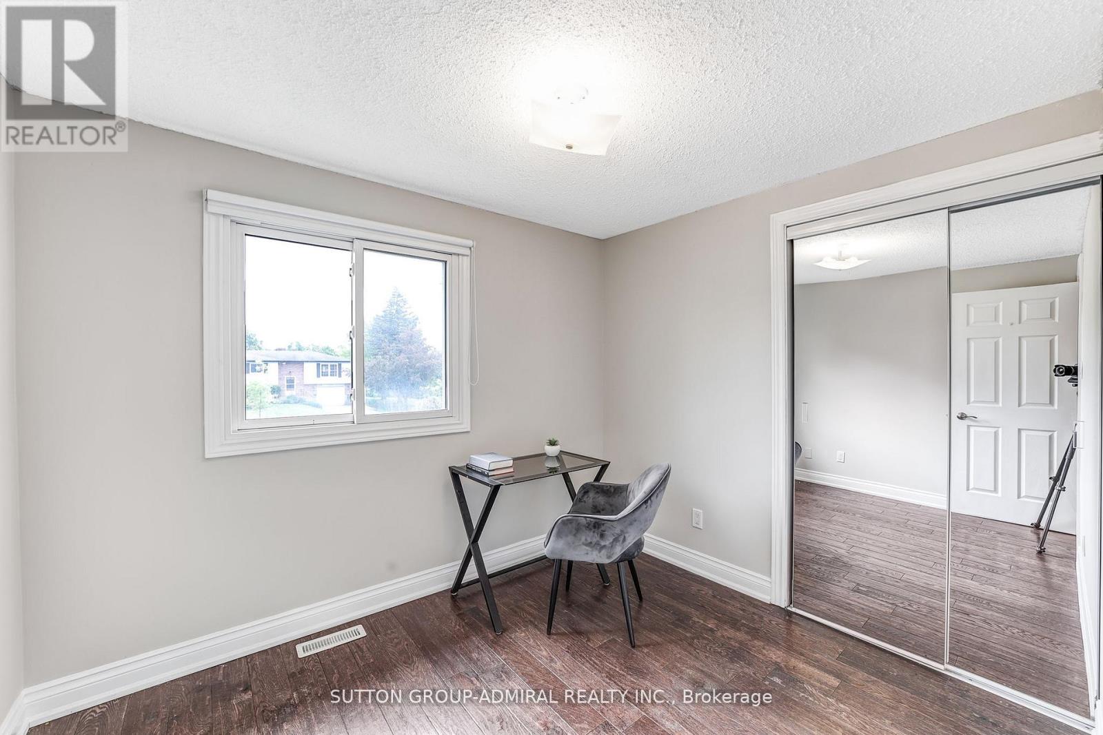 14 Chippawa Court, Barrie, Ontario  L4M 5N8 - Photo 25 - S12432576