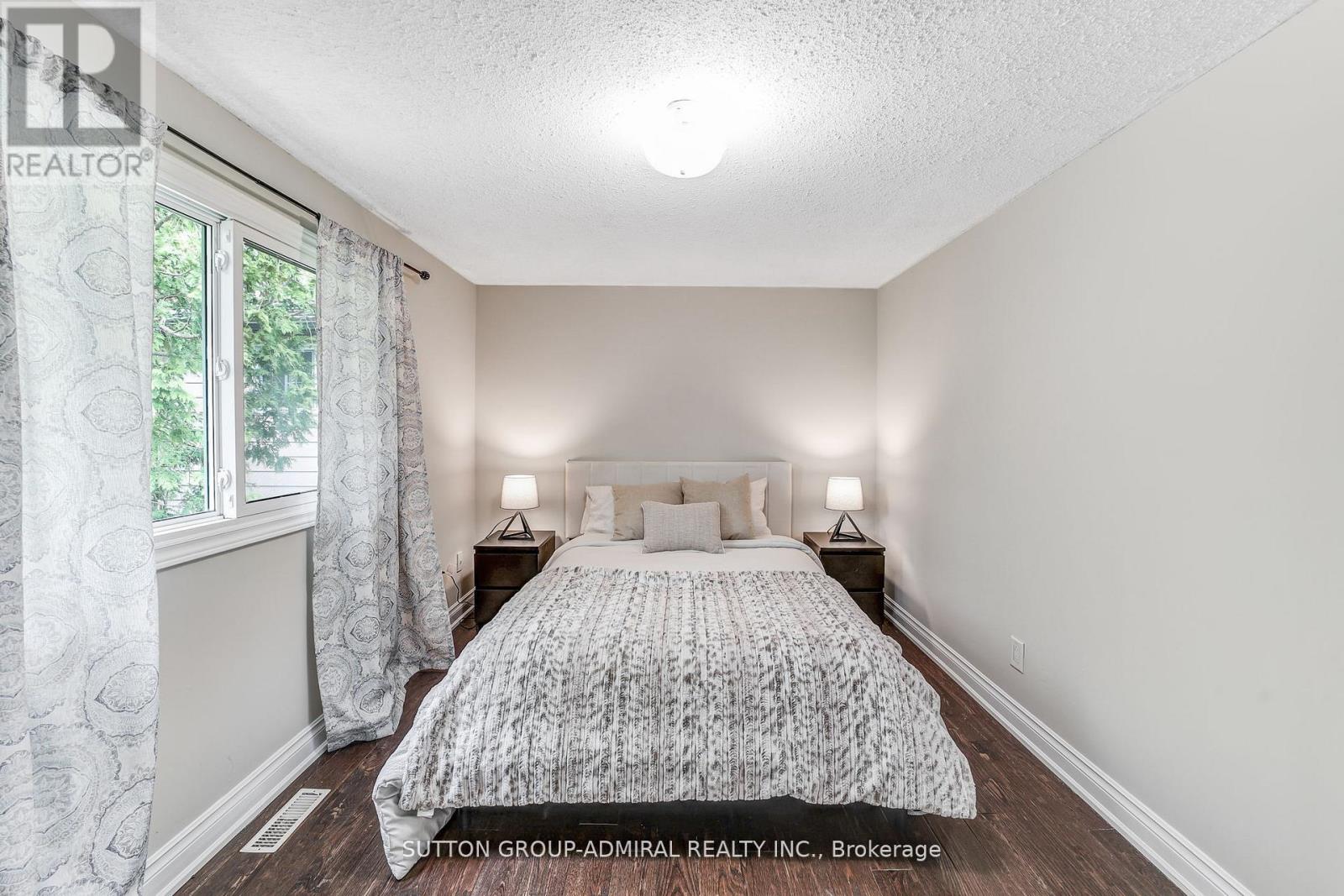 14 Chippawa Court, Barrie, Ontario  L4M 5N8 - Photo 28 - S12432576