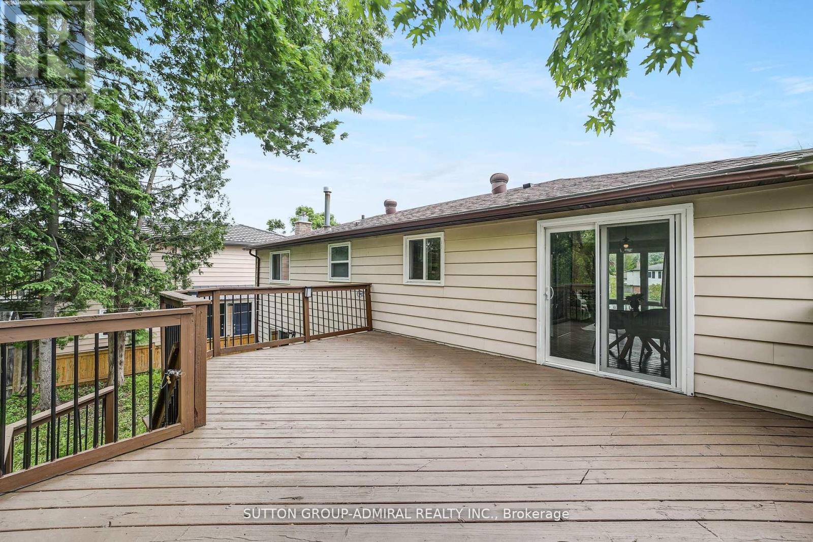 14 Chippawa Court, Barrie, Ontario  L4M 5N8 - Photo 36 - S12432576