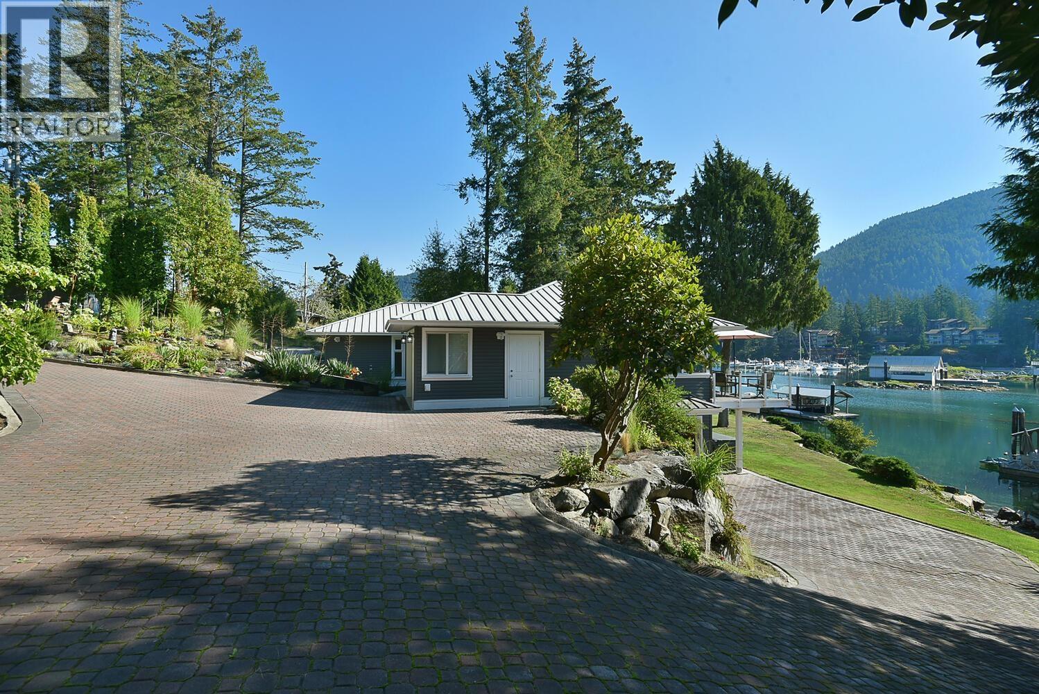 12828 Gilden Road, Madeira Park, British Columbia  V0N 2H1 - Photo 4 - R3053962