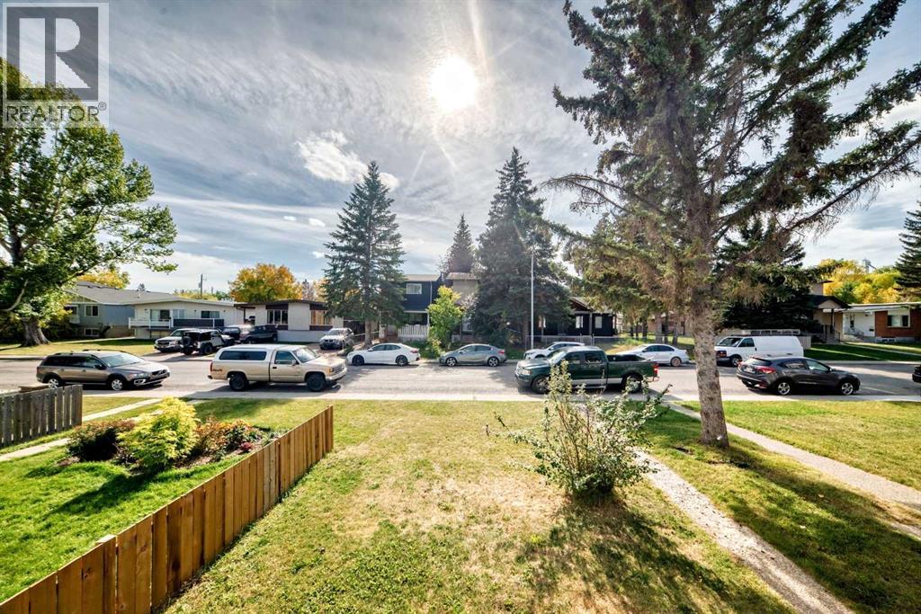 7508 36 Avenue Nw, Calgary, Alberta  t3b 1v3 - Photo 13 - A2261361