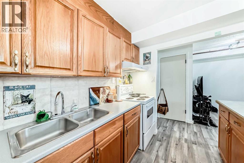 7508 36 Avenue Nw, Calgary, Alberta  t3b 1v3 - Photo 25 - A2261361
