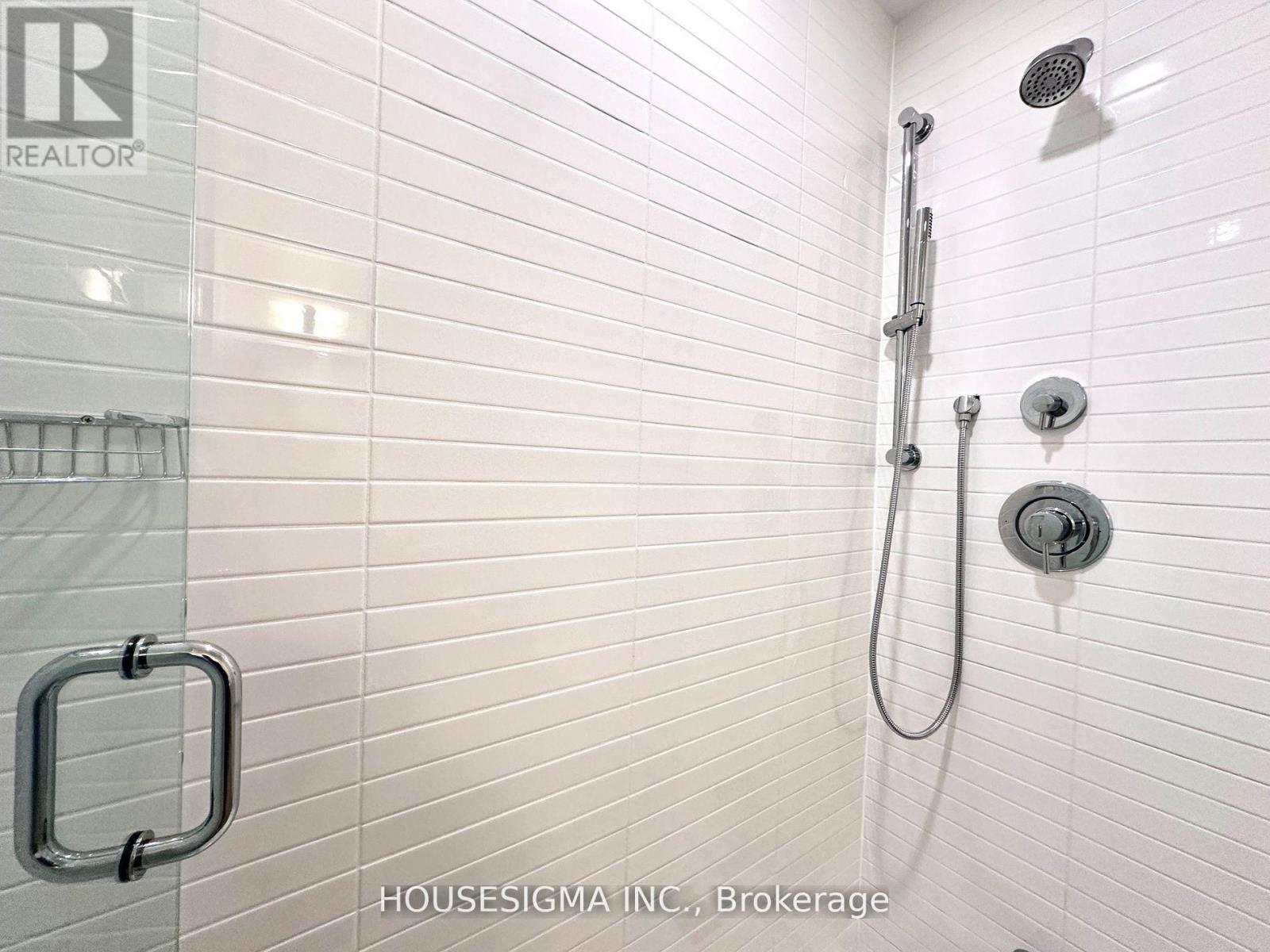 812 - 3220 William Coltson Avenue, Oakville, Ontario  L6H 7C2 - Photo 12 - W12438561