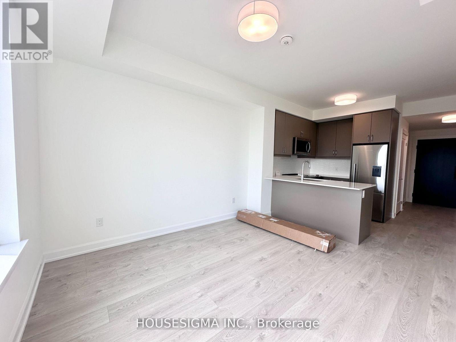 812 - 3220 William Coltson Avenue, Oakville, Ontario  L6H 7C2 - Photo 5 - W12438561