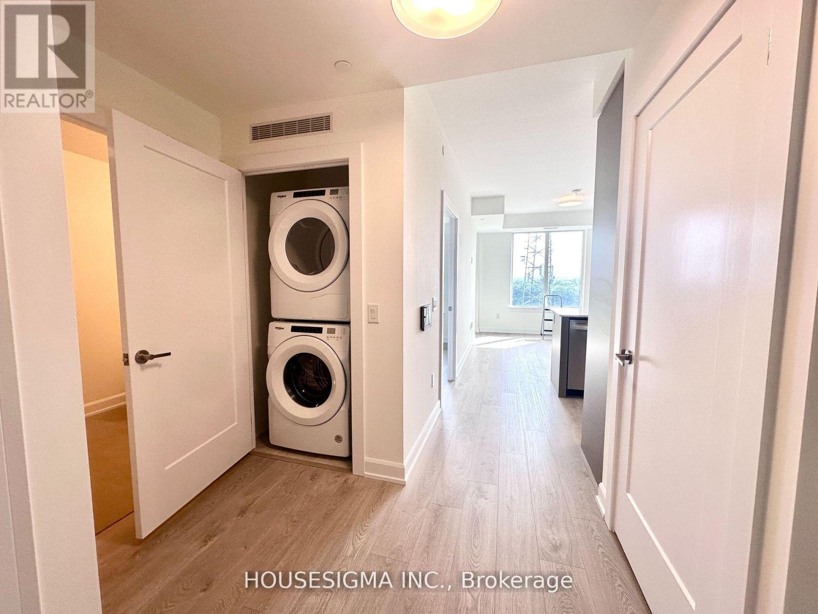 812 - 3220 William Coltson Avenue, Oakville, Ontario  L6H 7C2 - Photo 6 - W12438561