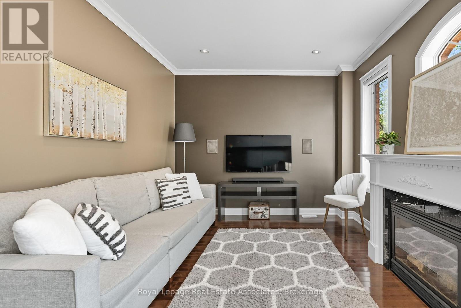 3335 Whilabout Terrace, Oakville, Ontario  L6L 0A8 - Photo 16 - W12438576