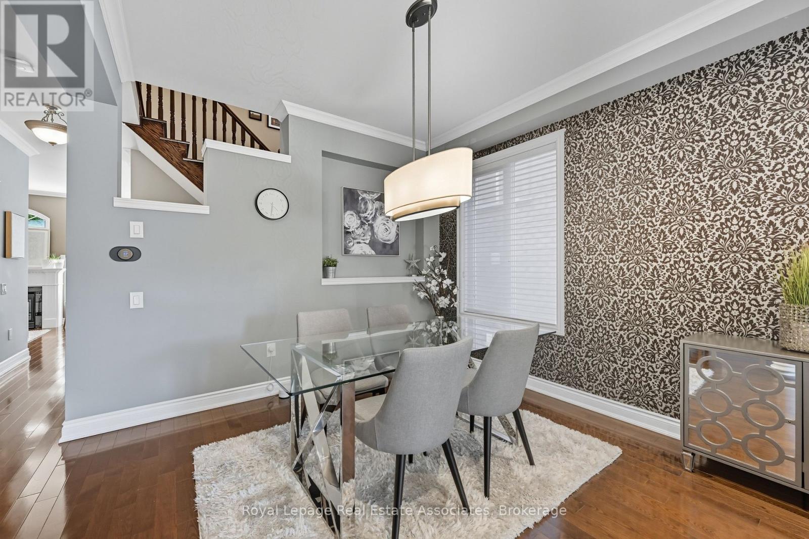 3335 Whilabout Terrace, Oakville, Ontario  L6L 0A8 - Photo 6 - W12438576