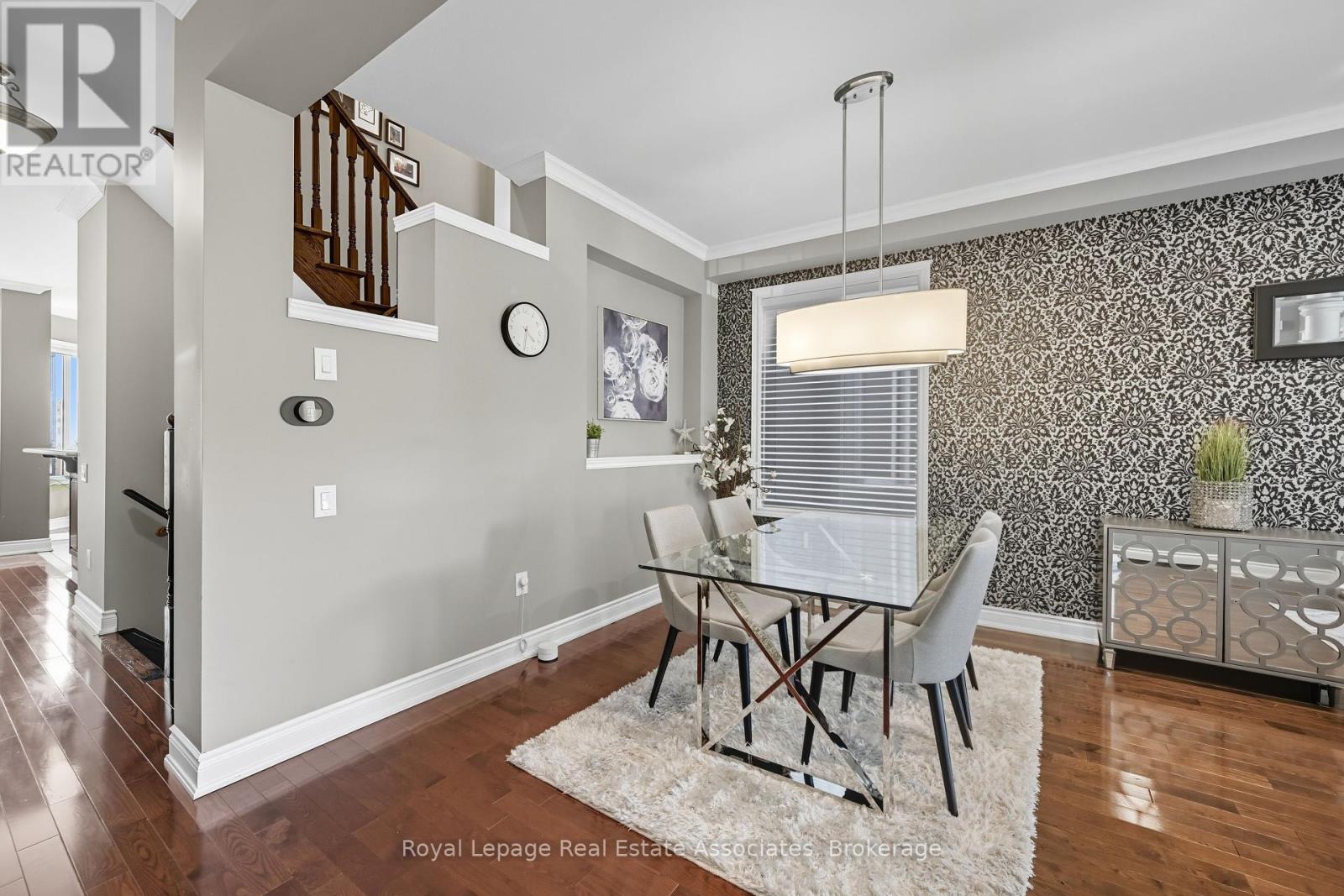 3335 Whilabout Terrace, Oakville, Ontario  L6L 0A8 - Photo 7 - W12438576