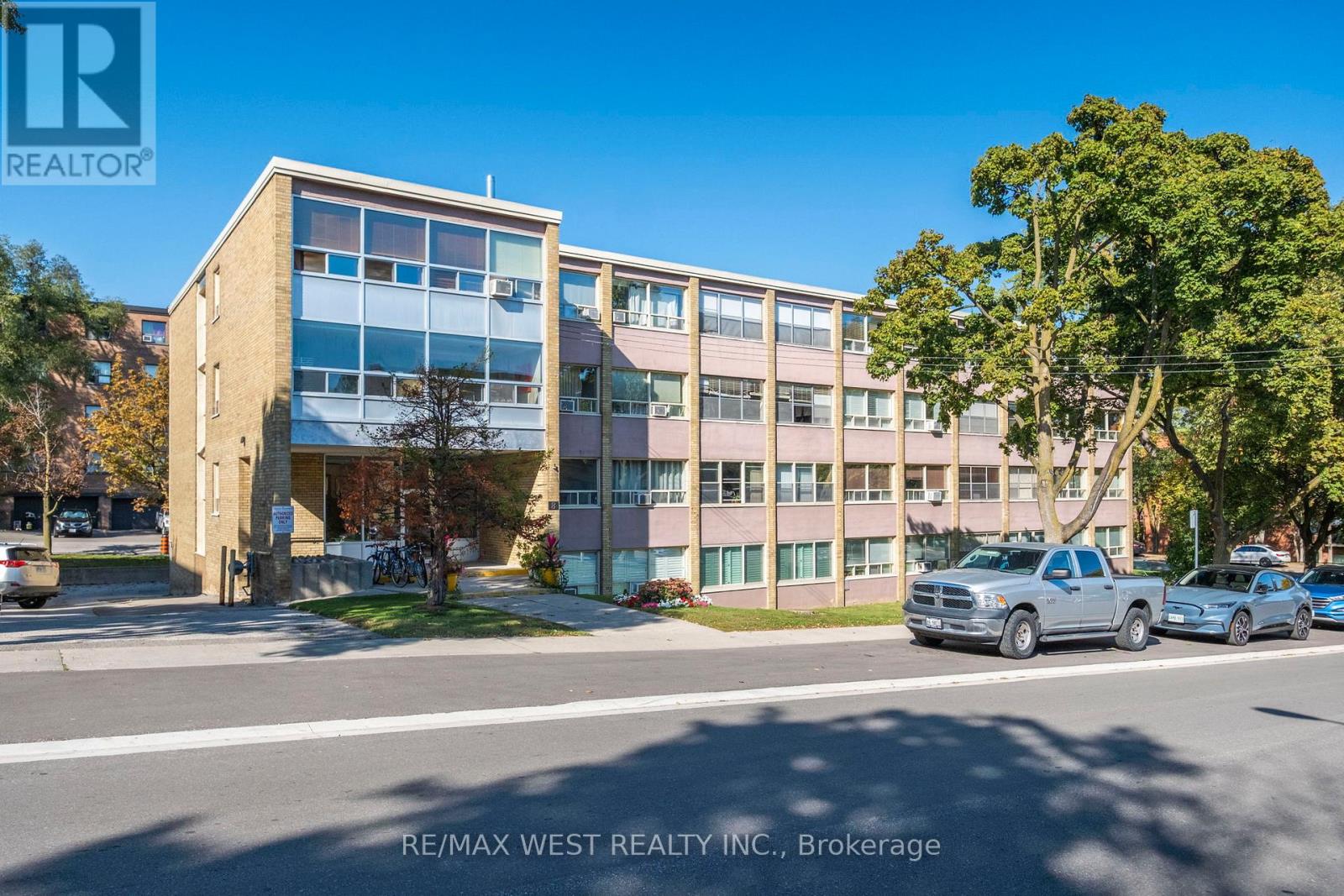 35 - 8 KINSDALE BOULEVARD, Toronto, Ontario