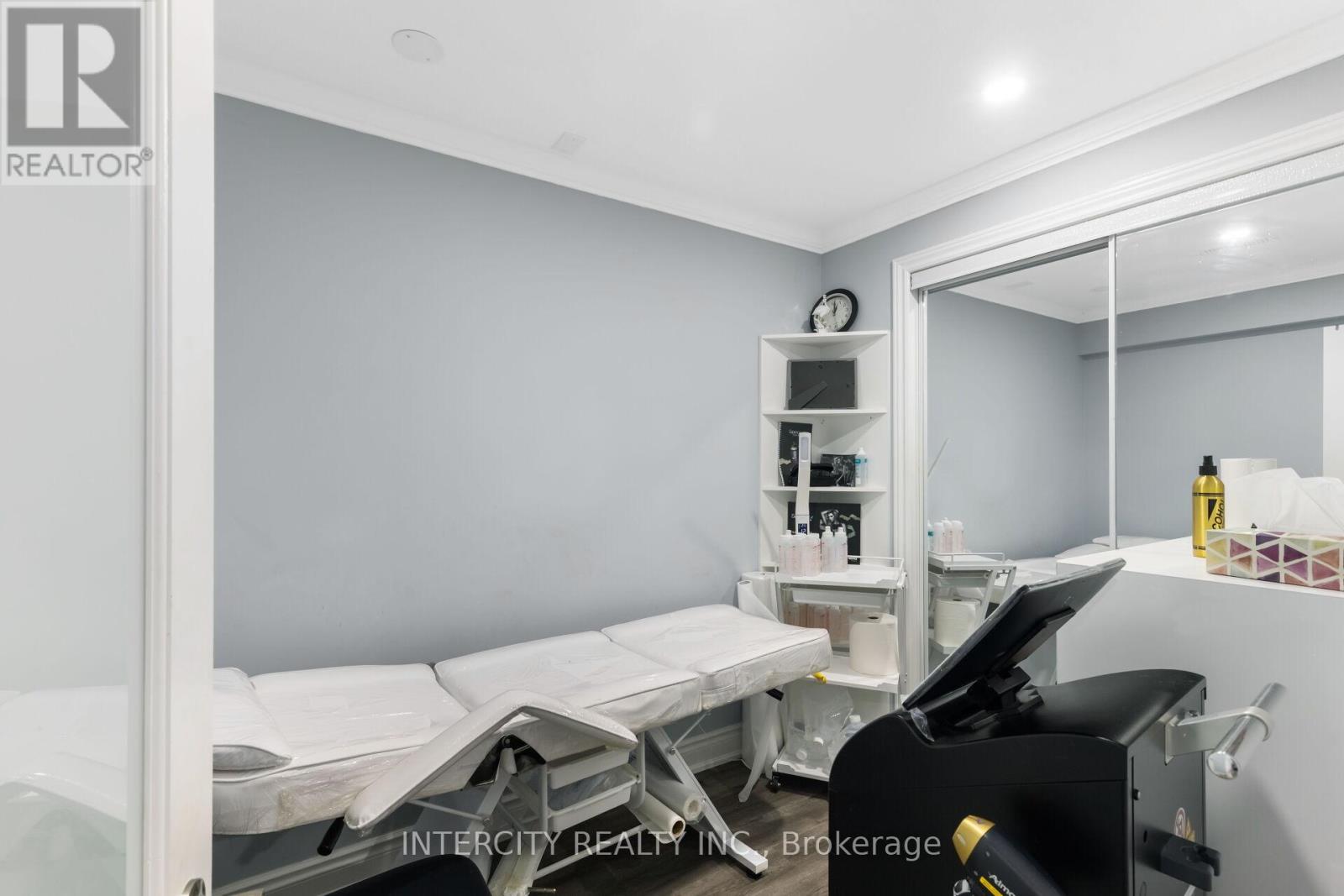 20 Vanderpool Crescent, Brampton, Ontario  L6P 3W9 - Photo 47 - W12438583