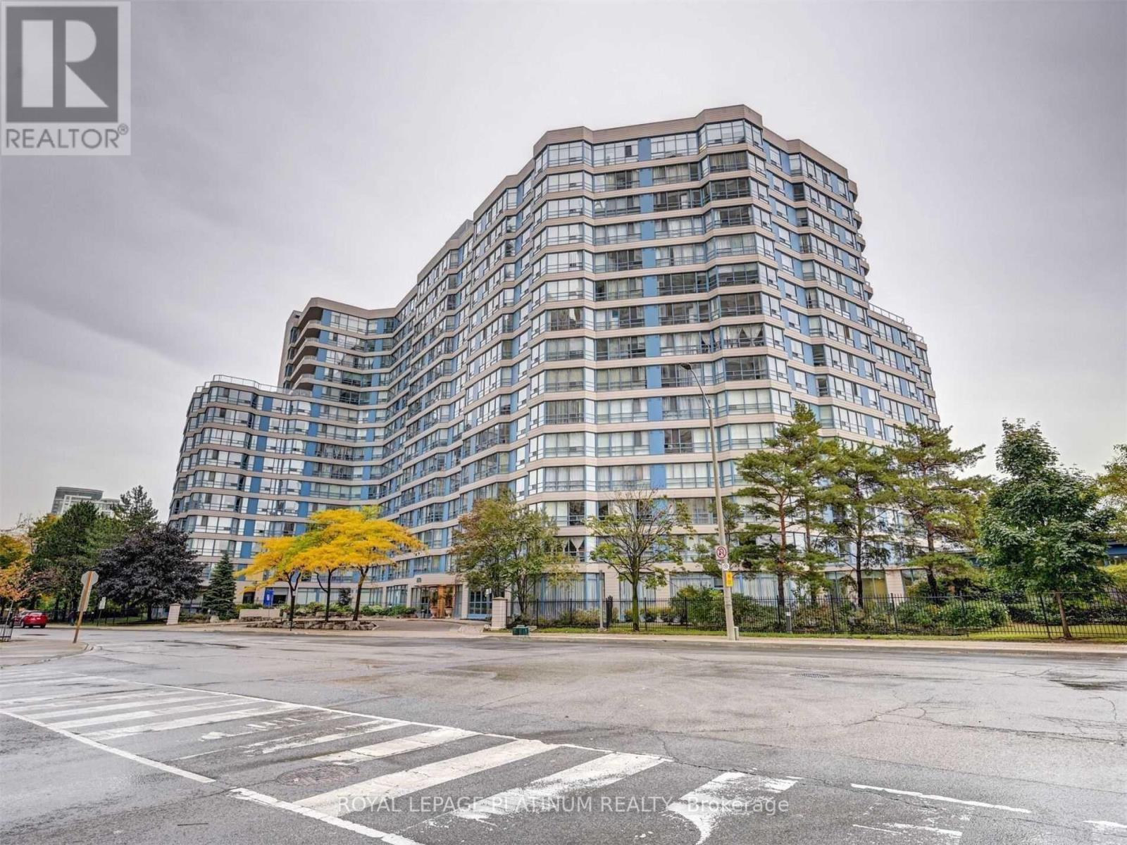 1402 - 250 WEBB DRIVE, Mississauga, Ontario