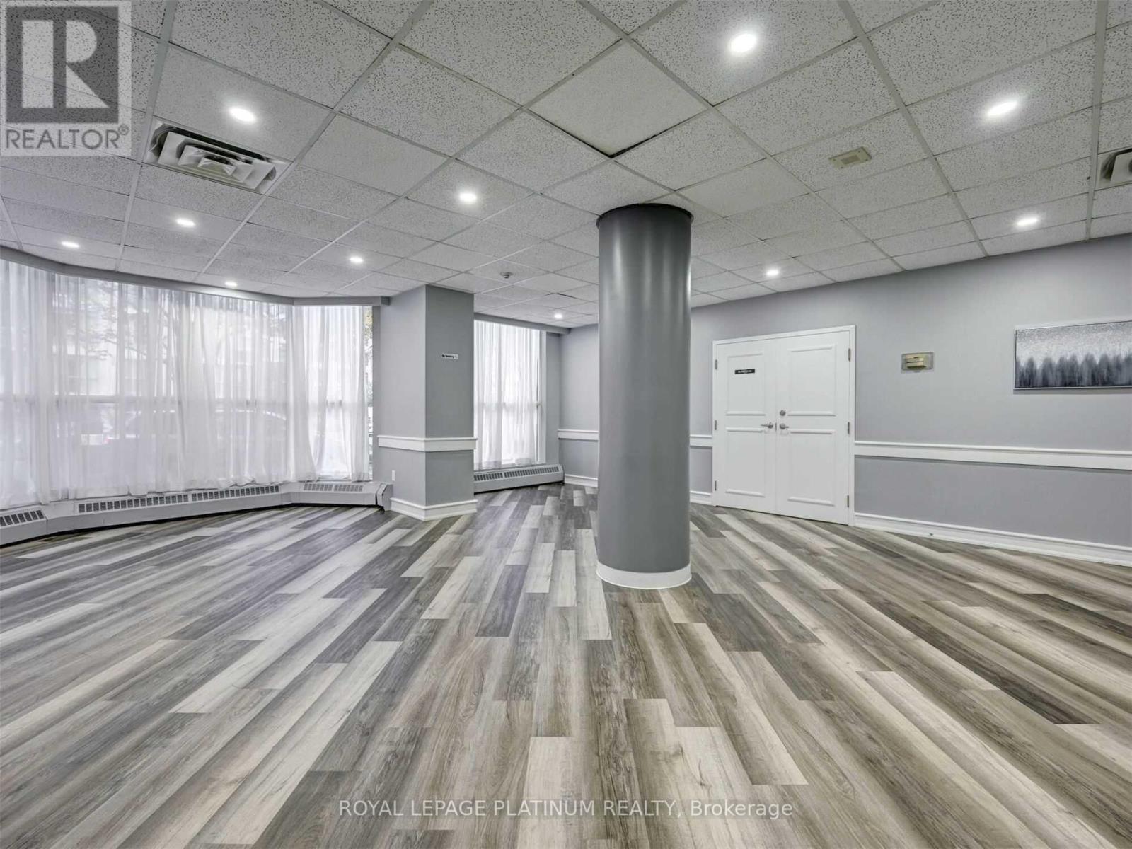 1402 - 250 Webb Drive, Mississauga, Ontario  L5B 3Z4 - Photo 13 - W12438588