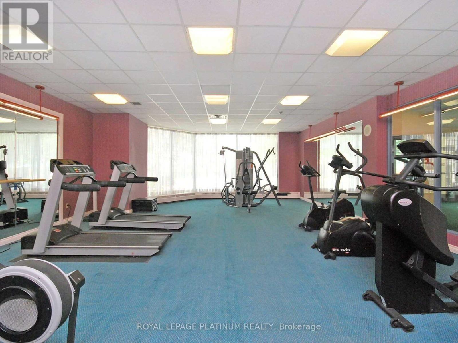 1402 - 250 Webb Drive, Mississauga, Ontario  L5B 3Z4 - Photo 21 - W12438588
