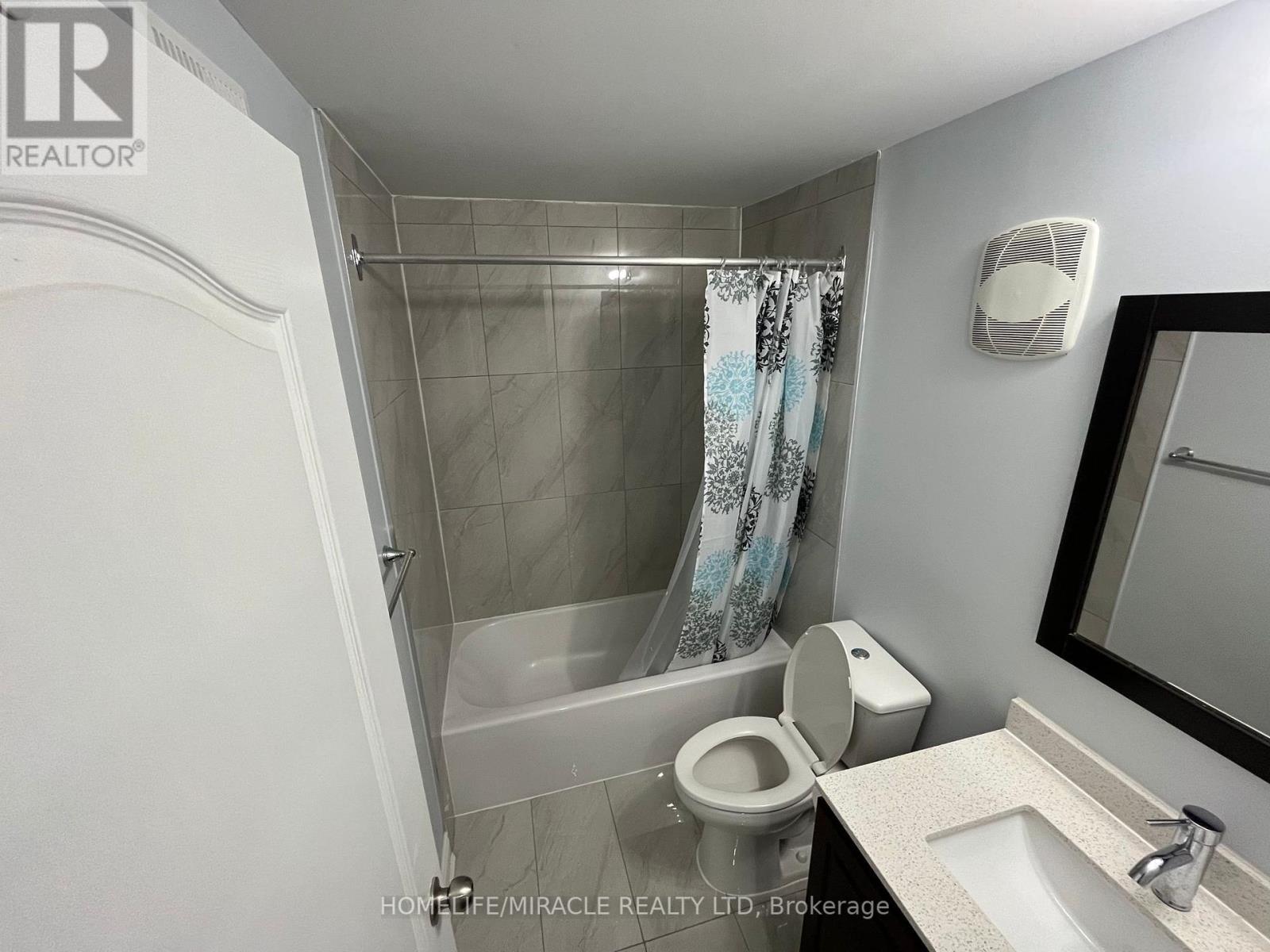 Bsmt - 9438 Credit View Road, Brampton, Ontario  L6X 3A7 - Photo 9 - W12438611