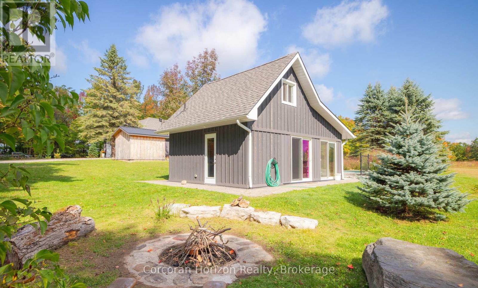707 Peter Street W, Oro-Medonte, Ontario  L4R 4K3 - Photo 32 - S12438672