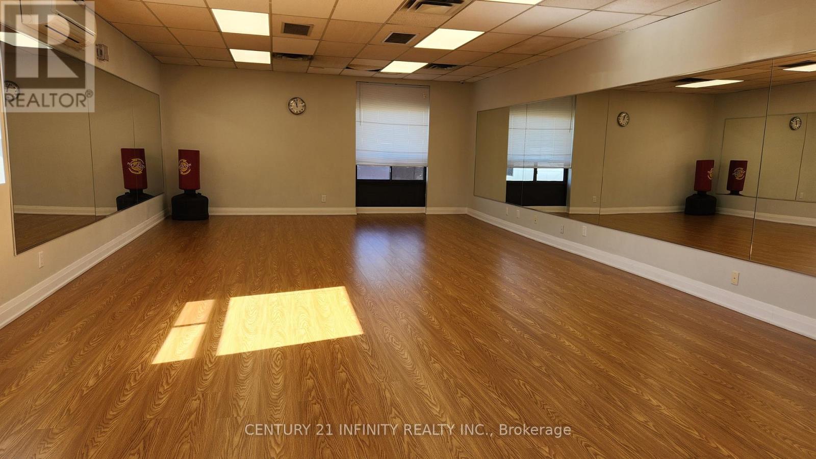 117 - 85 Curlew Drive, Toronto, Ontario  M3A 2P8 - Photo 2 - C12438627