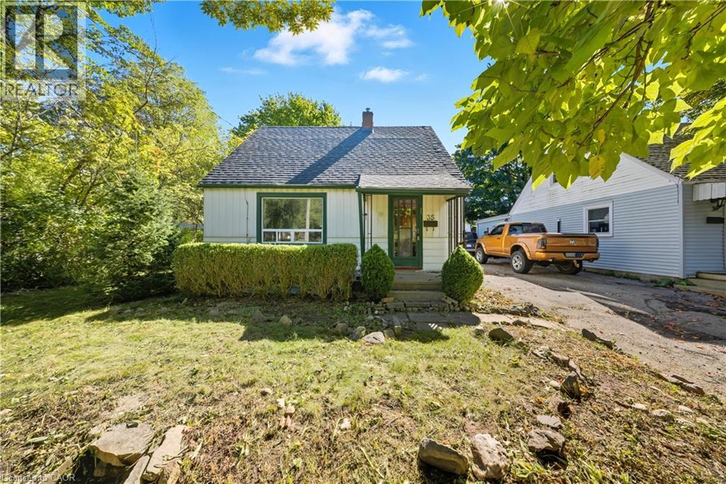 35 GLEN Road, Kitchener, Ontario