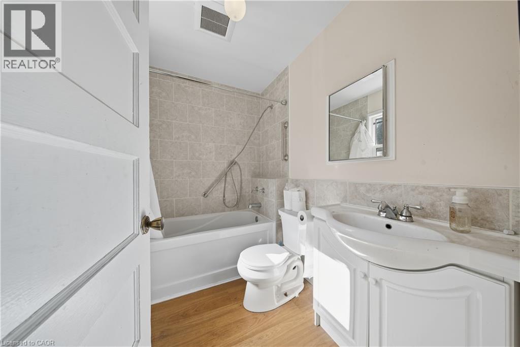 35 Glen Road, Kitchener, Ontario  N2M 3E7 - Photo 7 - 40772593
