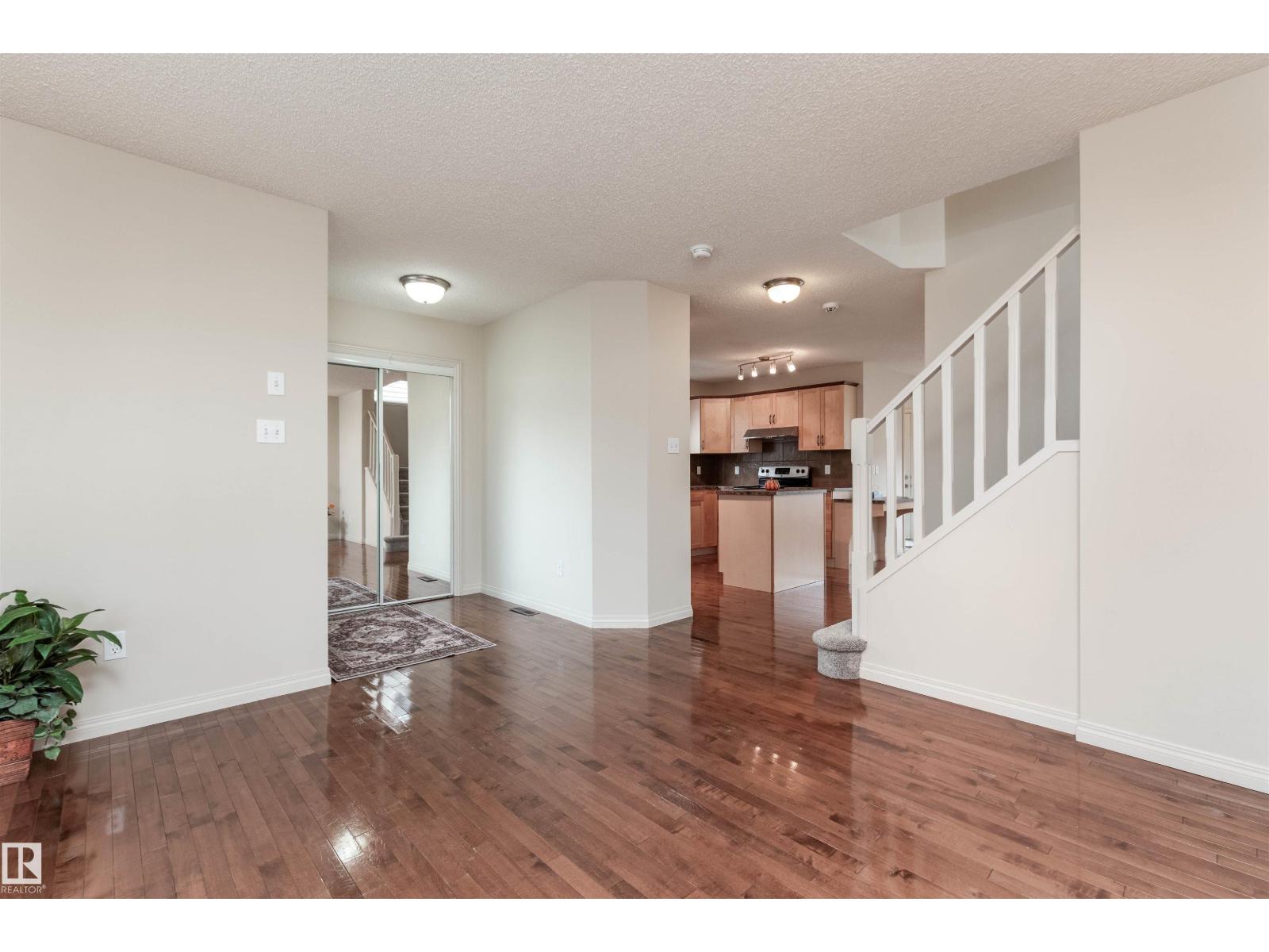 14 Summerfield Pt, Sherwood Park, Alberta  T8H 2P6 - Photo 5 - E4460166
