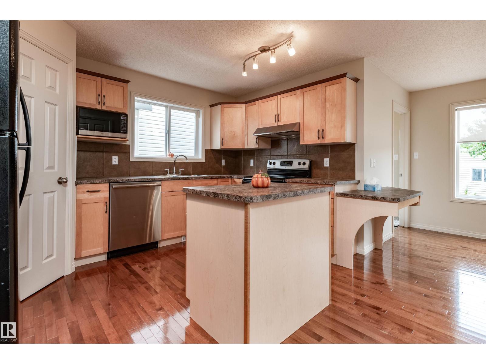 14 Summerfield Pt, Sherwood Park, Alberta  T8H 2P6 - Photo 9 - E4460166