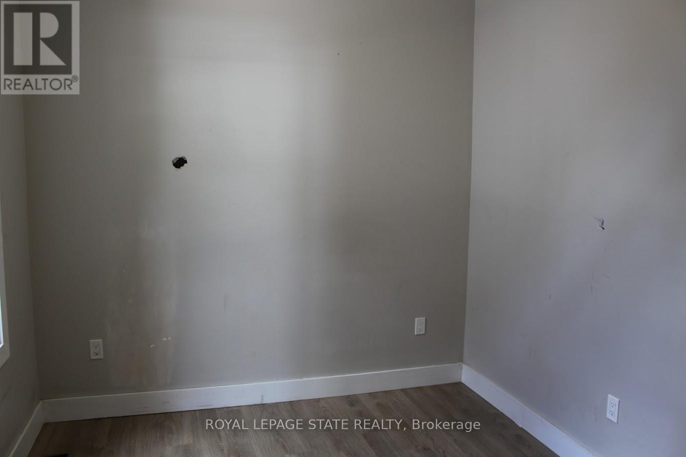 E - 500 Main Street E, Hamilton, Ontario  L8N 1K7 - Photo 11 - X12438595