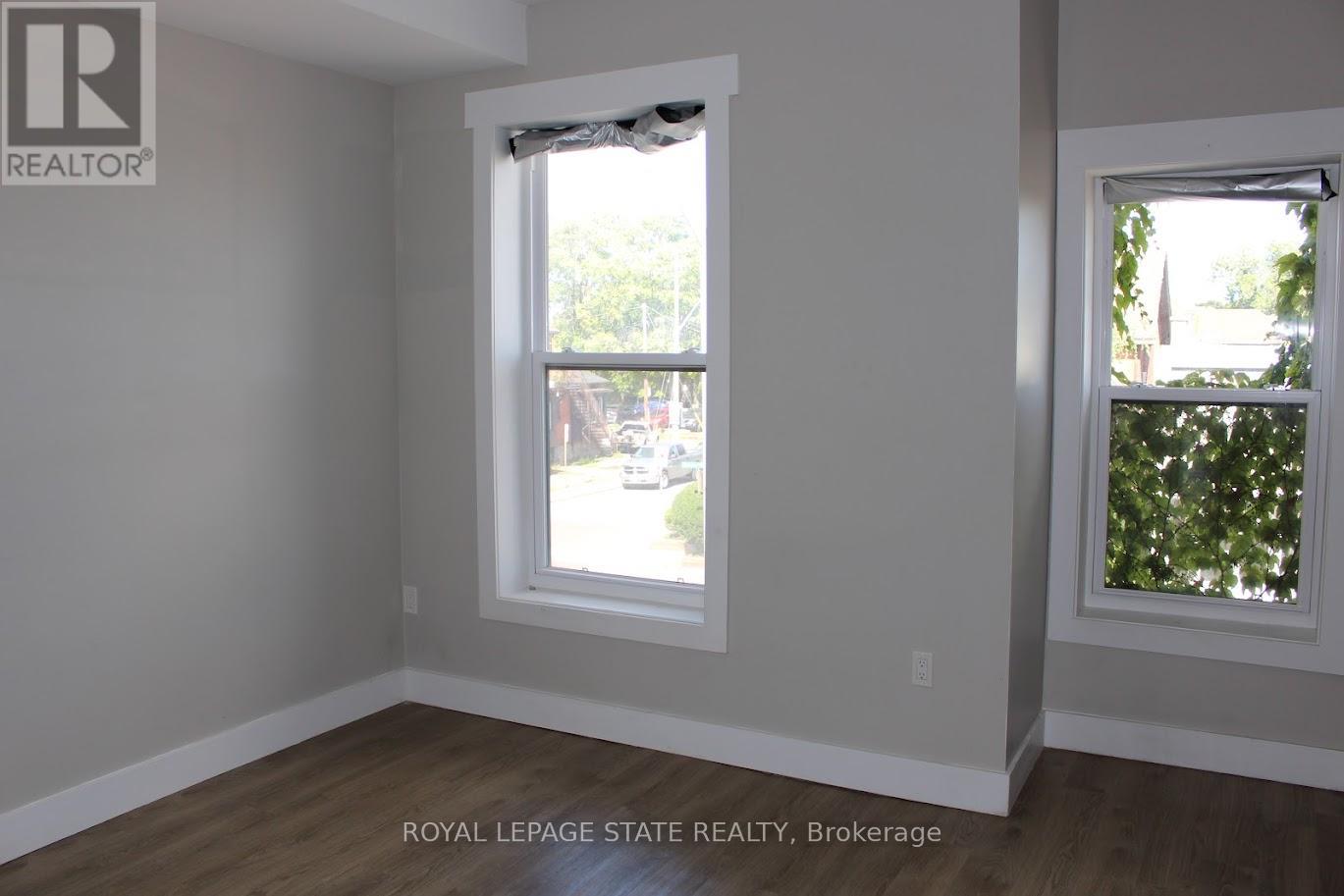 E - 500 Main Street E, Hamilton, Ontario  L8N 1K7 - Photo 14 - X12438595