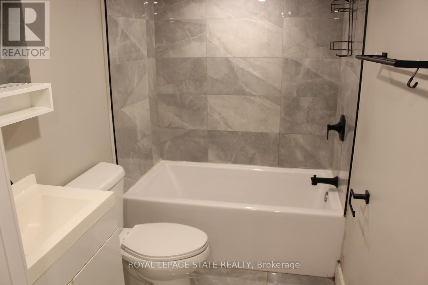 E - 500 Main Street E, Hamilton, Ontario  L8N 1K7 - Photo 34 - X12438595