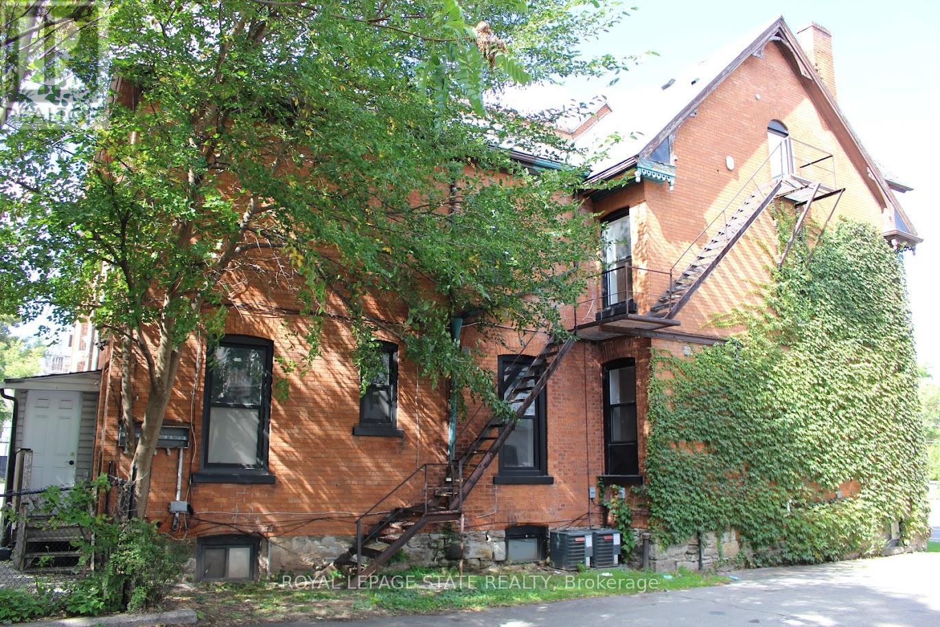 E - 500 Main Street E, Hamilton, Ontario  L8N 1K7 - Photo 4 - X12438595