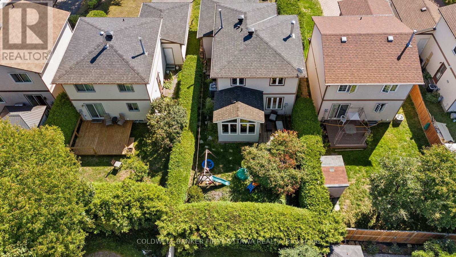 109 Borga Crescent, Ottawa, Ontario  K1T 2E1 - Photo 34 - X12438625