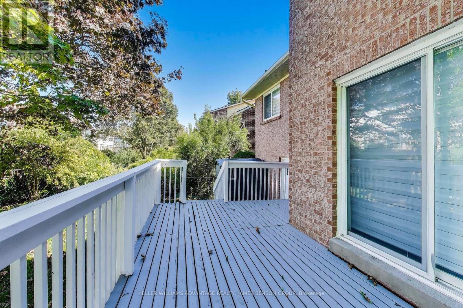 418 Victor Court, Pickering, Ontario  L1W 3J8 - Photo 17 - E12438451