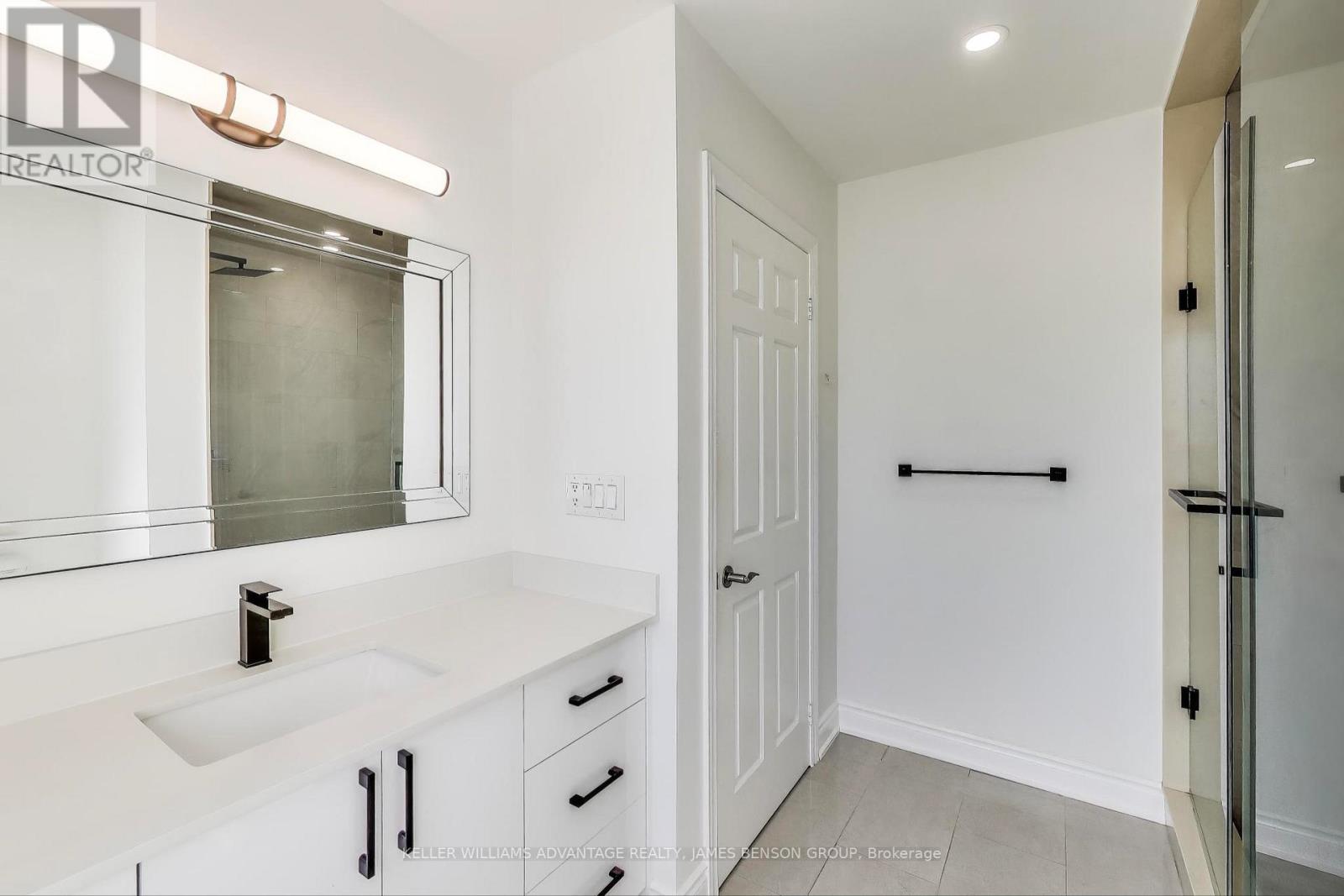 418 Victor Court, Pickering, Ontario  L1W 3J8 - Photo 31 - E12438451