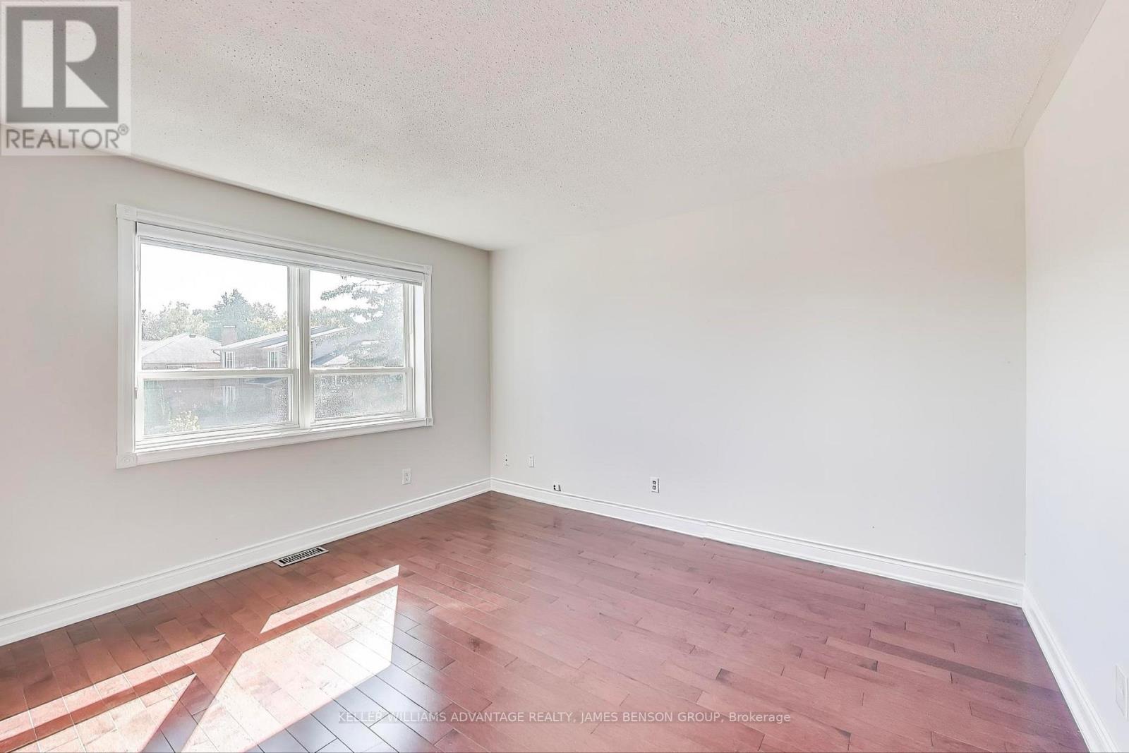 418 Victor Court, Pickering, Ontario  L1W 3J8 - Photo 29 - E12438451
