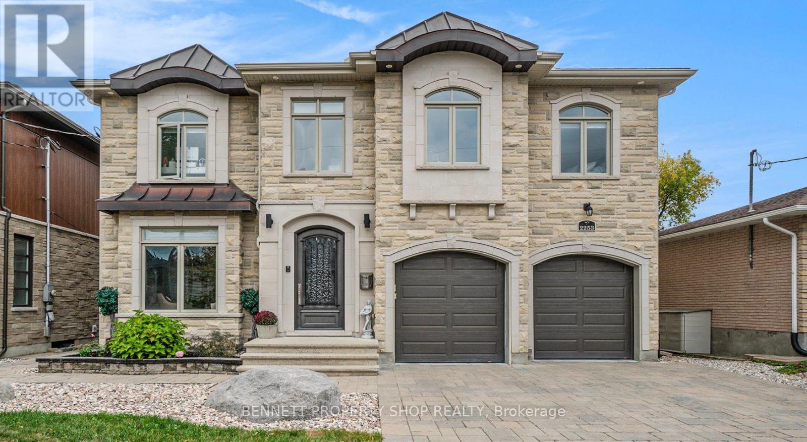 2253 PROSPECT AVENUE, Ottawa, Ontario