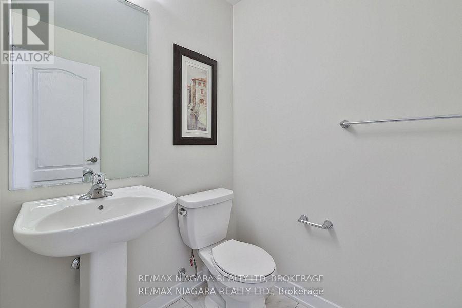 77 Keelson St, Welland (Dain City), Ontario  L3B 0M4 - Photo 22 - X12438683
