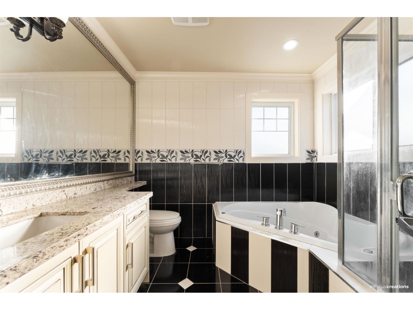 12567 66 Ave Avenue, Surrey, British Columbia  V3W 1V6 - Photo 14 - R3054261