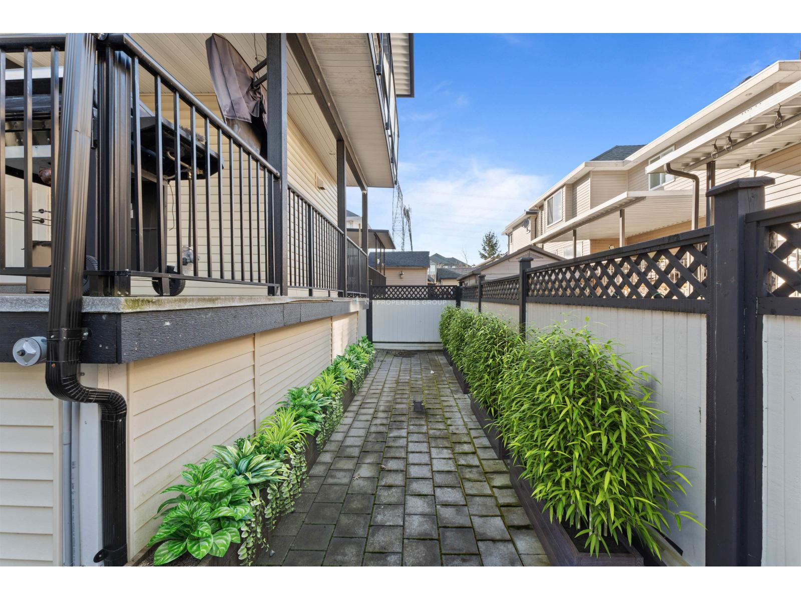 12567 66 Ave Avenue, Surrey, British Columbia  V3W 1V6 - Photo 25 - R3054261