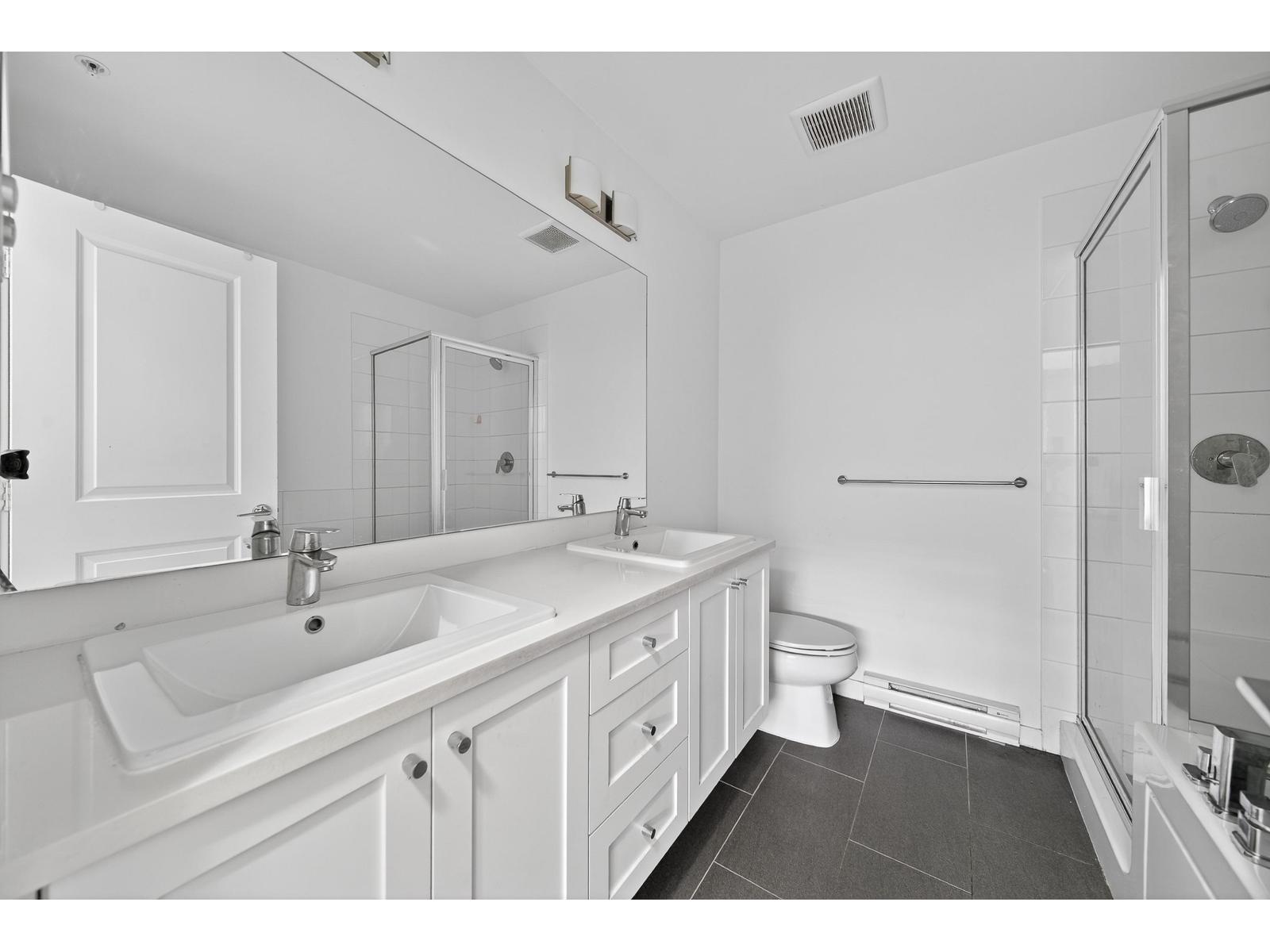 317 13628 81a Avenue, Surrey, British Columbia  V3W 3E2 - Photo 21 - R3051645