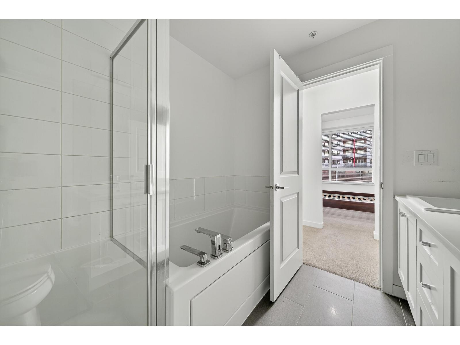 317 13628 81a Avenue, Surrey, British Columbia  V3W 3E2 - Photo 23 - R3051645